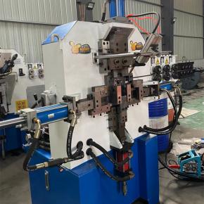 Double J hook making machine with welding