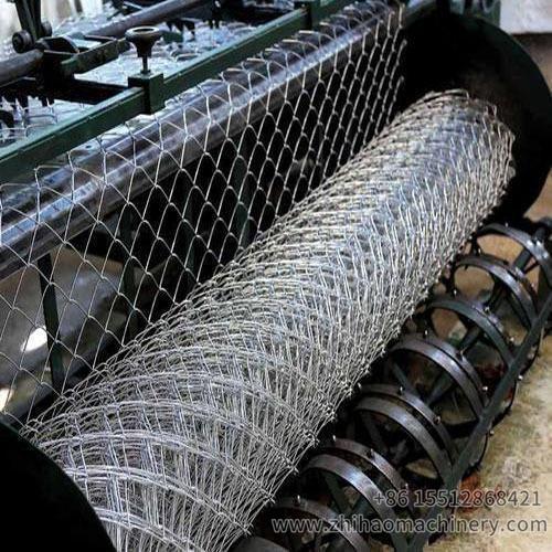 galvanized wire single spiral chain link fence machine, zhihaomachinery